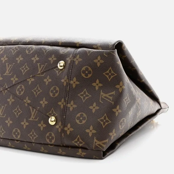 Louis Vuitton Artsy Monogram Bag - Picture 4 of 9
